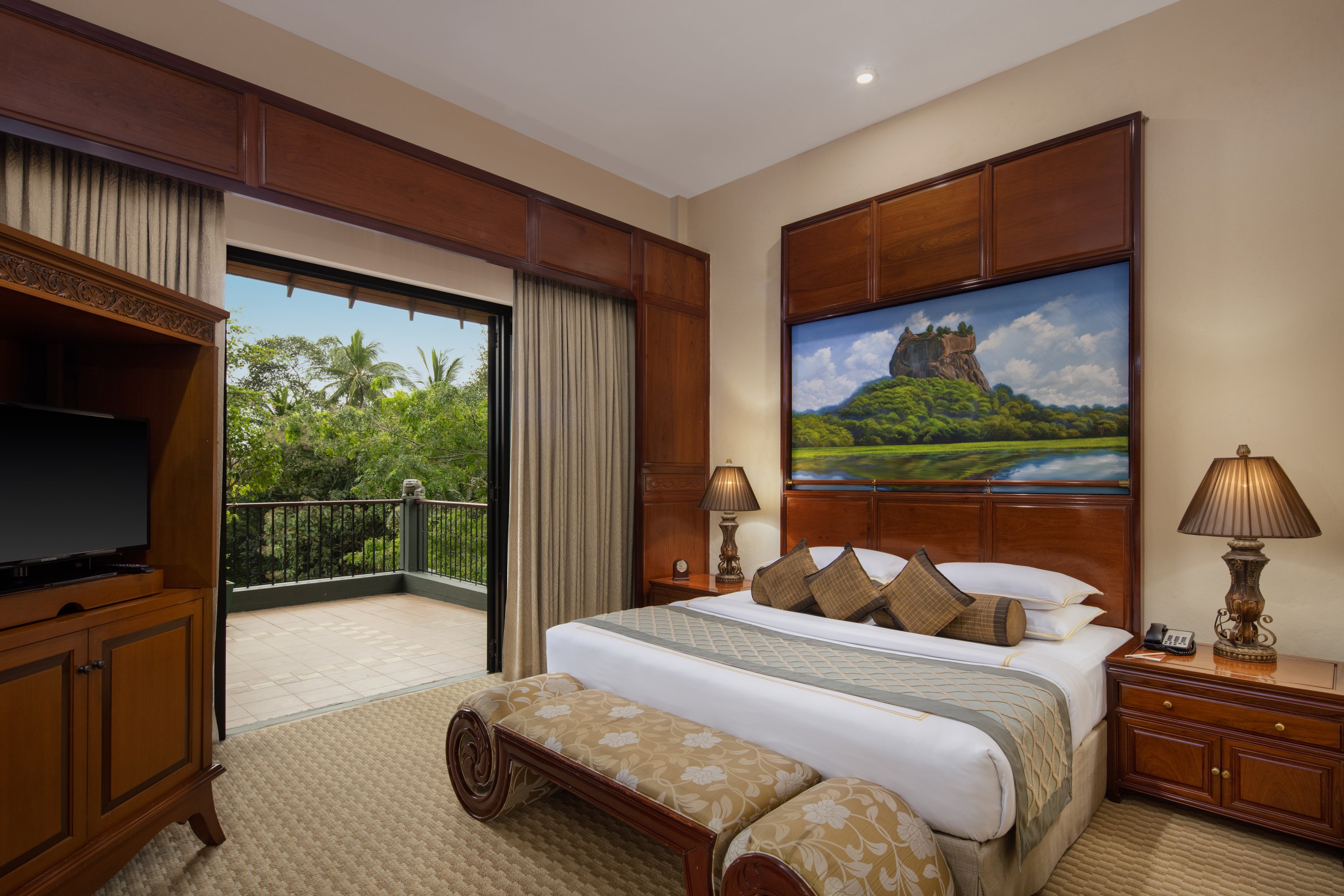 EARLS REGENCY